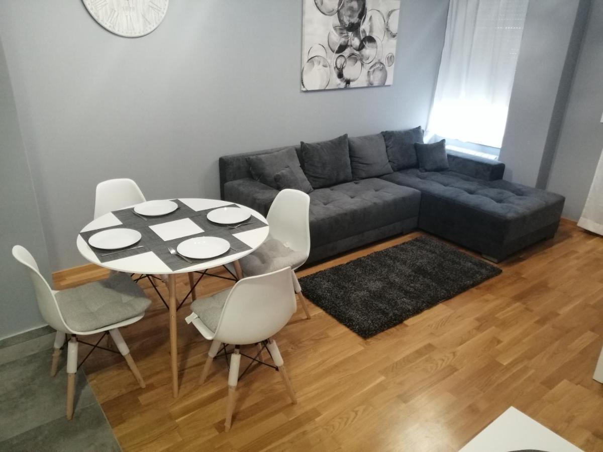 FIT apartman Beograd Bagian luar foto